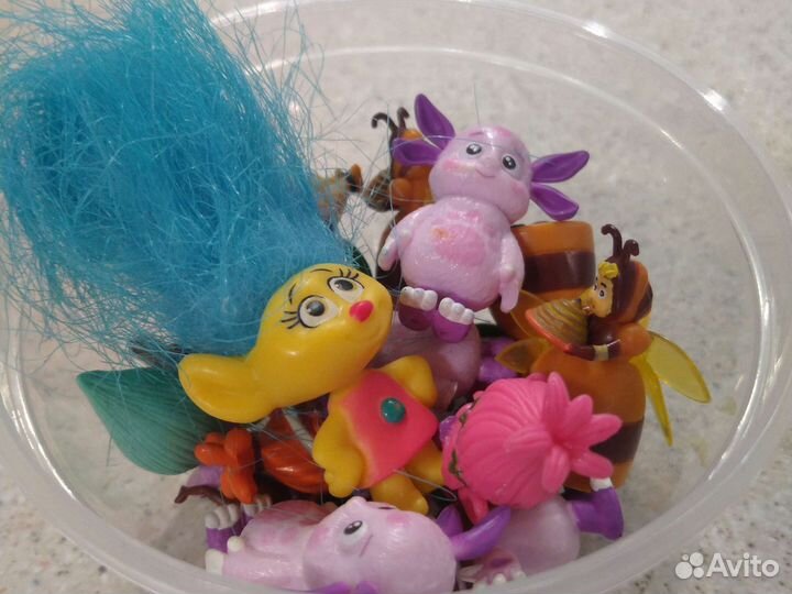 Игрушки из киндера