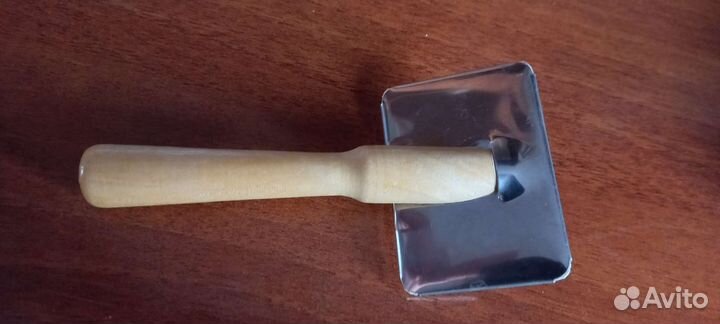 Расческа для вычёсывания подшерстка