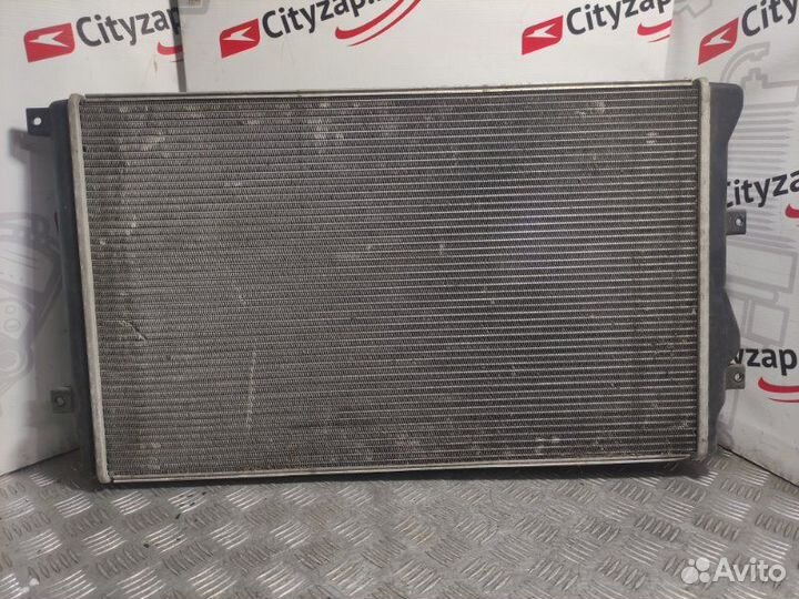 Радиатор двс Volkswagen Touran 1T3 cavc