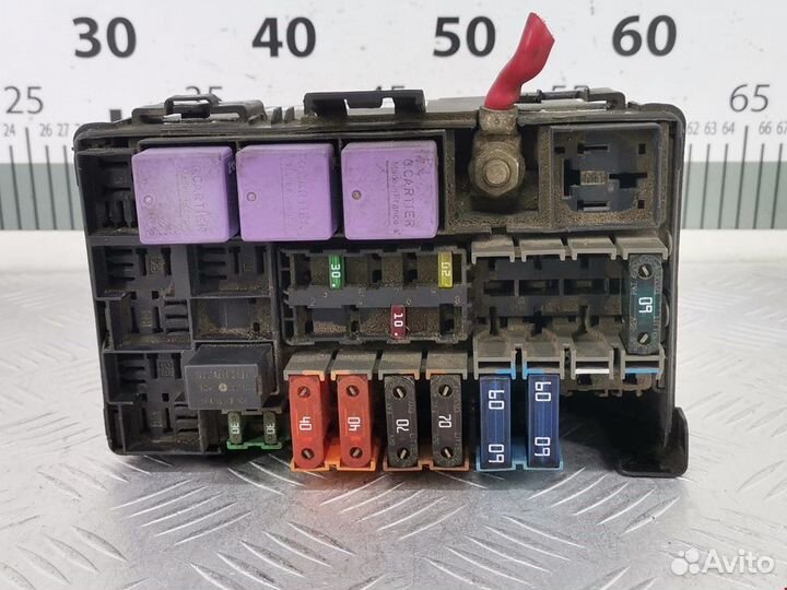 Блок предохранителей Renault Laguna рест. 2001