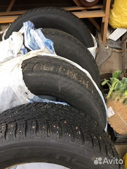 Nokian Tyres Hakkapeliitta 7 275/60 R17