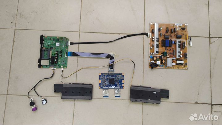 Телевизоры на запчасти