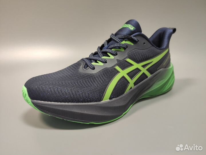 Кроссовки asics novablast 3