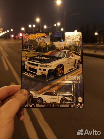 Hot wheels Nissan skyline r34 lb