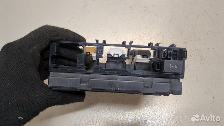 Блок управления бортовой сети Volkswagen Scirocco 2008, 2010