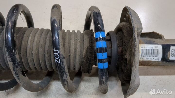 Амортизатор подвески Skoda Yeti, 2013