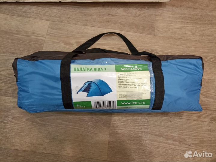 Палатка 3-х местная двухслойная с тамбуром (новая)