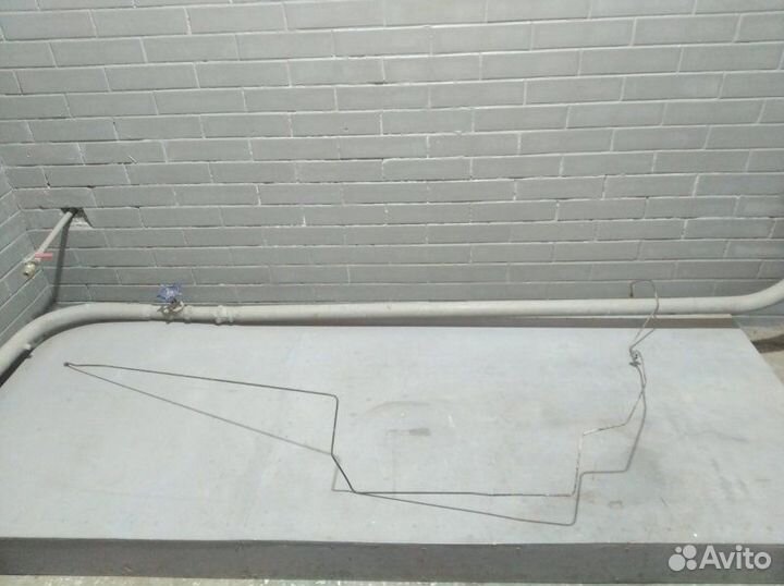 Трубка тормозная задняя левая Renault Duster