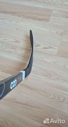 Клюшка хоккейная