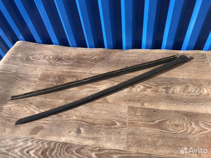 Молдинг лобового стекла Ауди А8 Д3 Audi A8 D3