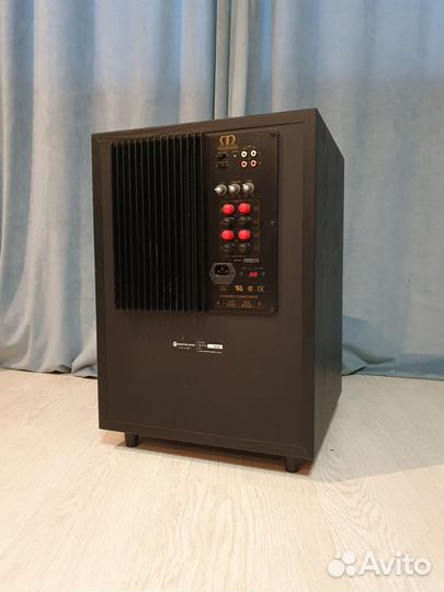 Сабвуфер Monitor Audio FB 210