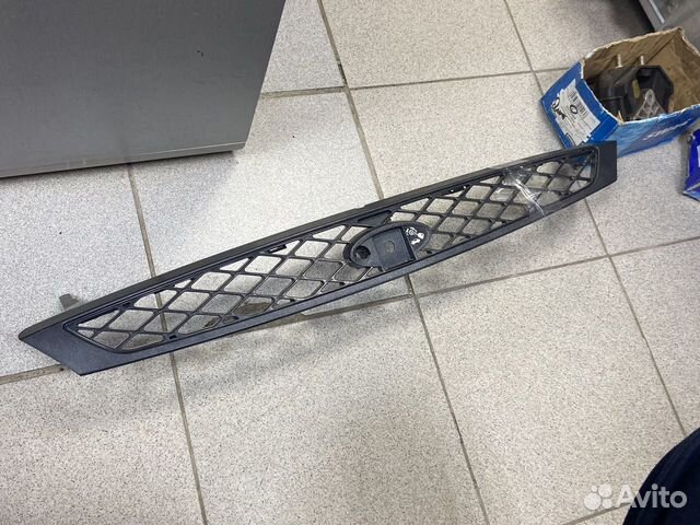 Решетка радиатора ford