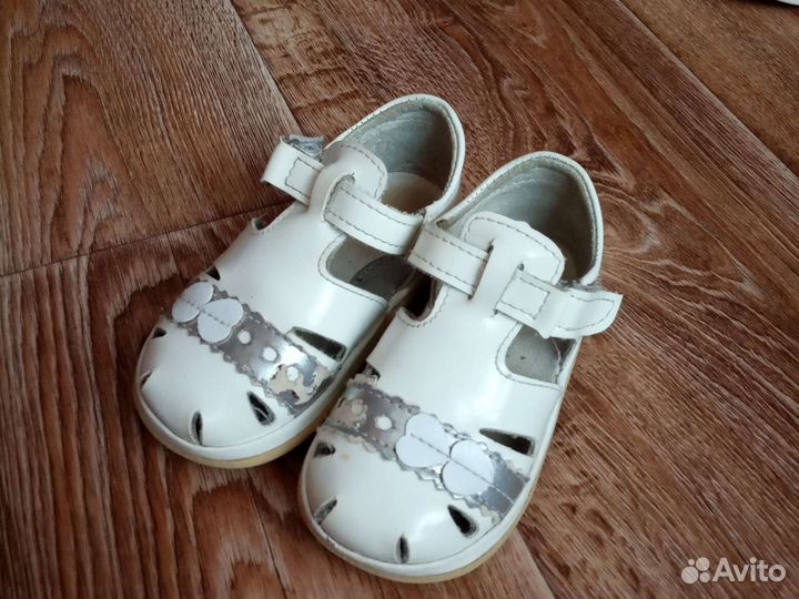 Босоножки для девочки