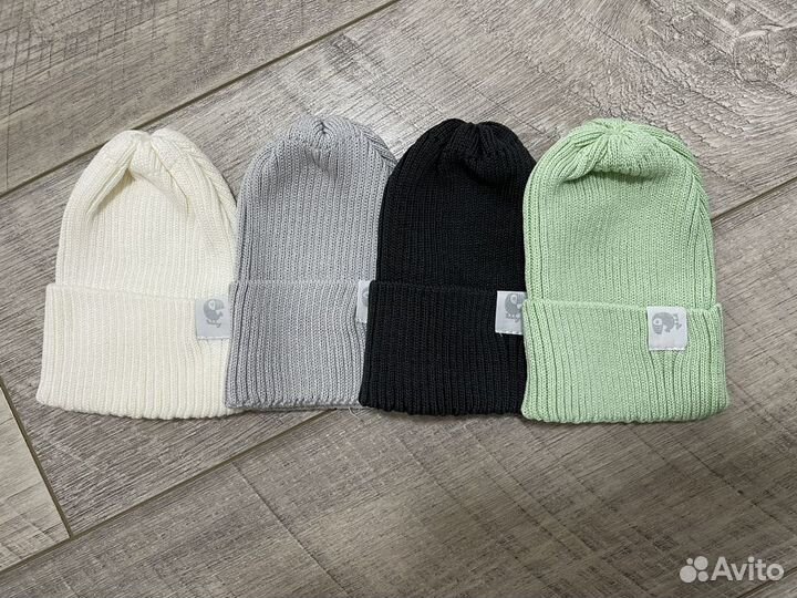 Шапка детская новая