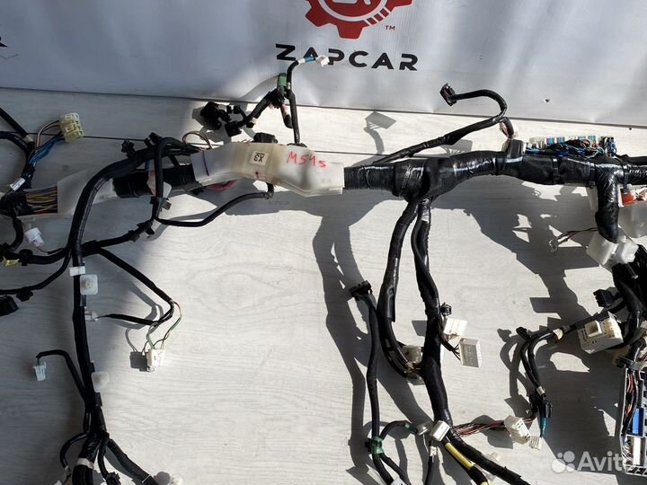 Toyota Land Cruiser 200 Подторпедная проводка