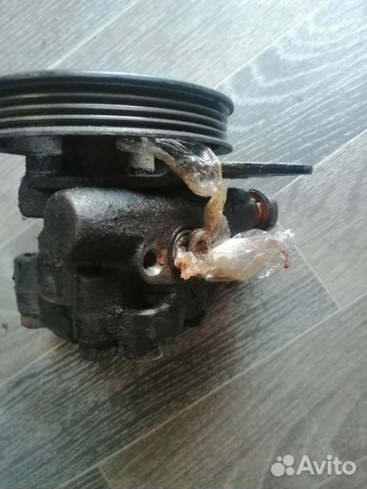 Насос гидроусилителя GA16DE Ниссан Примера Р11