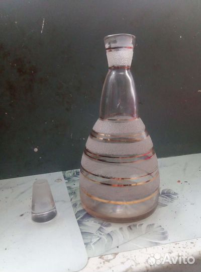 Графин изготавливался 46г-91г