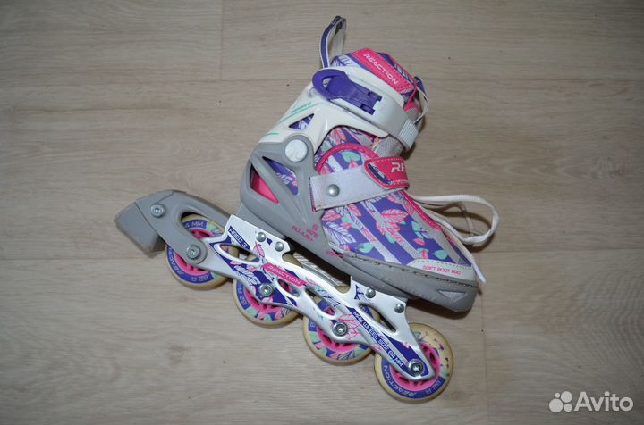 Роликовые коньки с каской и защитой для ребенка