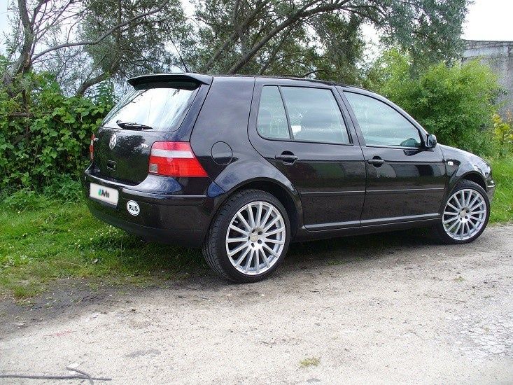 Volkswagen Golf: фото владельца