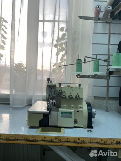 Оверлок промышленный Yamato