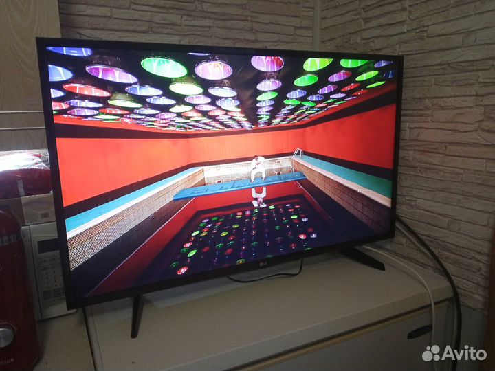 Телевизор lg SMART tv