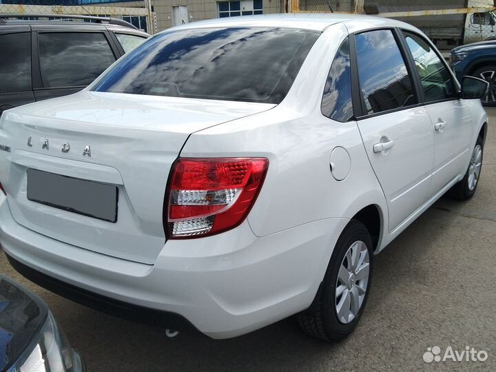 LADA Granta 1.6 МТ, 2023, 1 км