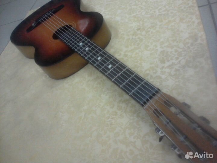 Гитара для обучения (можно на прокат)