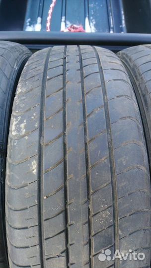 Dunlop Direzza 03G 175/60 R16 82H
