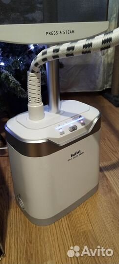 Вертикальный отпариватель Tefal Pro Style Care