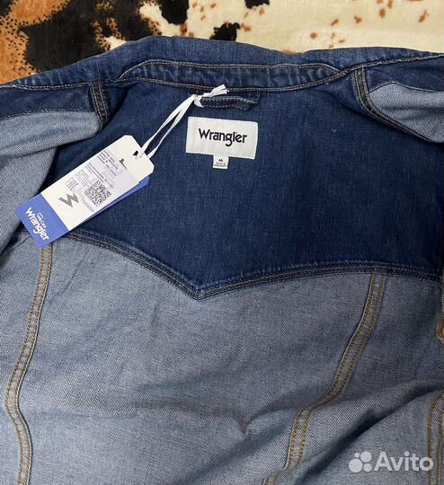 Джинсовая куртка wrangler