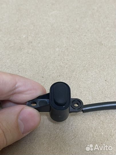 Новая кнопка багажника mazda 6 GH не б/у