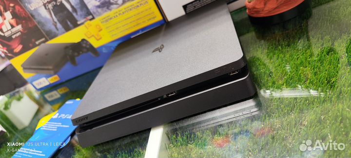 Sony PS4 Slim/2 Геймпада/3 Диска Хит