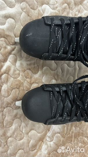 Продам хоккейные коньки Graf