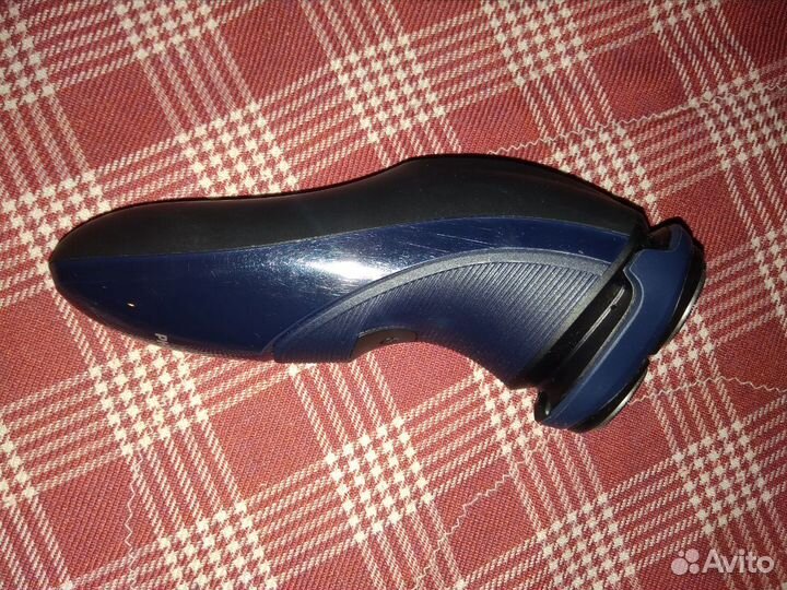 Бритва Philips PT715