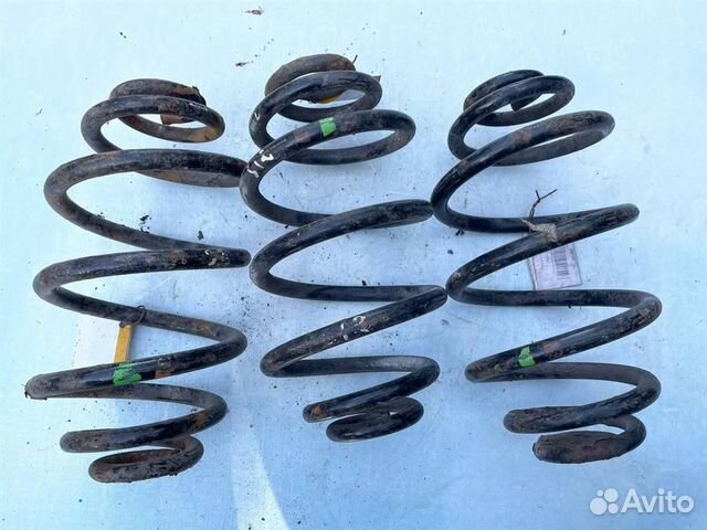 Пружина задняя 3B0511115N
