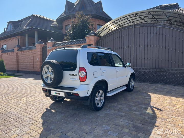 Chevrolet Niva, 2013