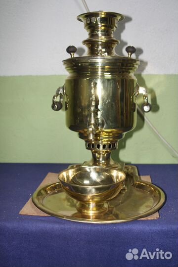 Старинный угольный самовар