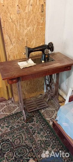 Швейная машинка. Продам