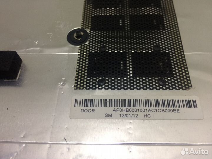 Крышка HDD-RAM поддона ноутбука Lenovo Y570