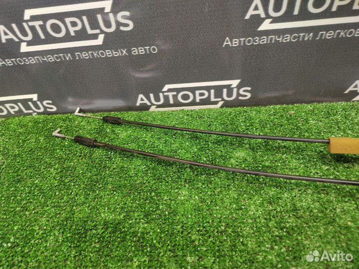 Замок двери передний правый Mitsubishi Lancer X