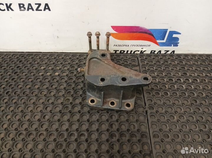 Кронштейн гура Man TGA, Man TGX