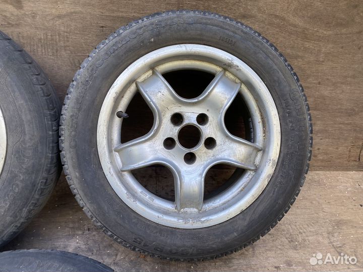 Литой диск R15