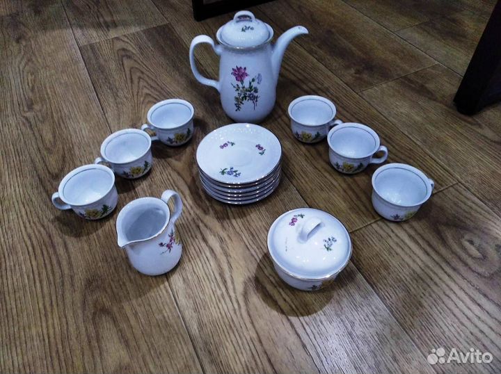 Наборы столовых сервизов (б/у) - 6 шт