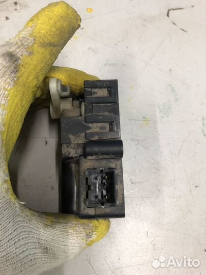 Электропривод печки Mitsubishi Carisma