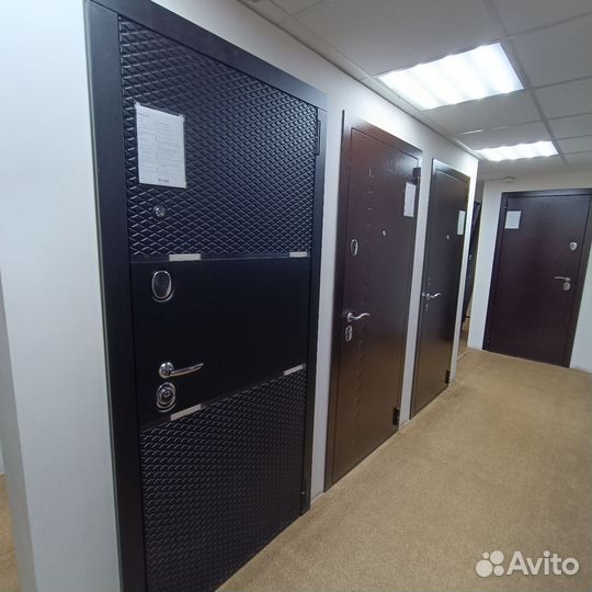 Дверь входная металлическая Прораб