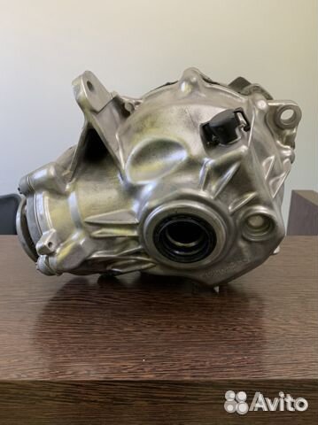 Передний редуктор Mercedes 2.82 A2213308800