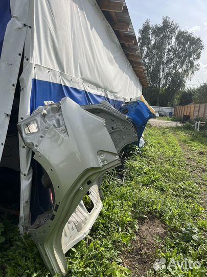 Rio x-line задняя часть жопа