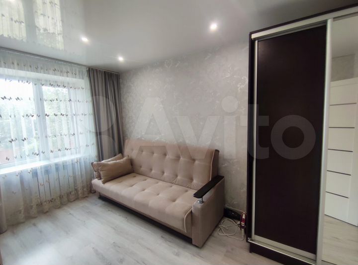 Комната 33 м² в 2-к., 2/5 эт.