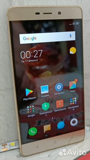 Смартфоне Xiaomi Redmi 4