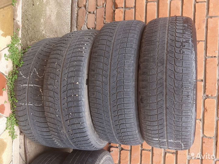 Michelin X-Ice XI3 225/60 R17